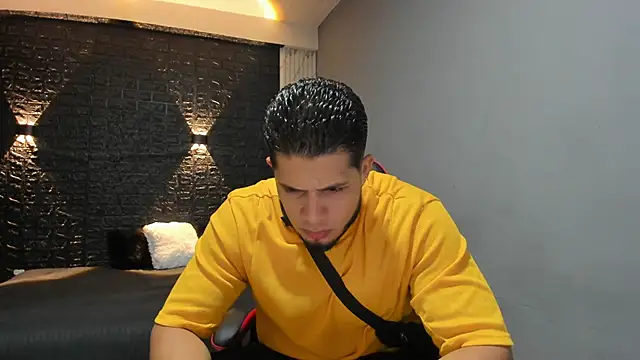 taurus boy1 online show from 11/10/25, 11:54