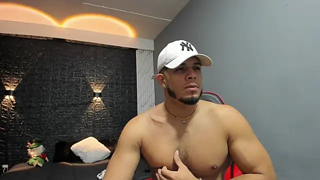 taurus boy1 online show from 12/05/25, 12:26