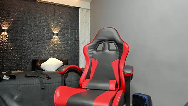 taurus boy1 online show from 11/06/25, 11:14