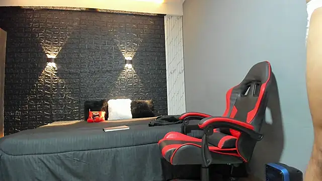 taurus boy1 online show from 10/28/25, 11:09