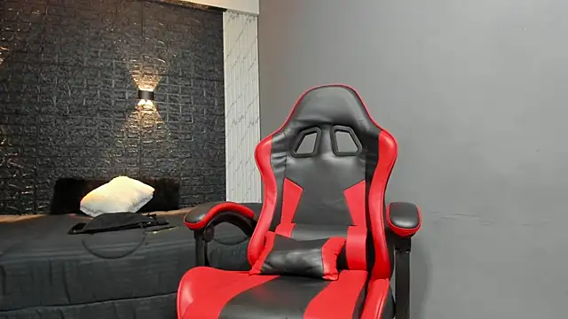 taurus boy1 online show from 11/28/25, 12:27