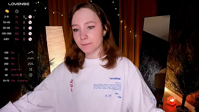 LanaBlu  online show from 11/16/25, 06:18