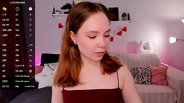 LanaBlu  online show from 12/03/25, 03:18