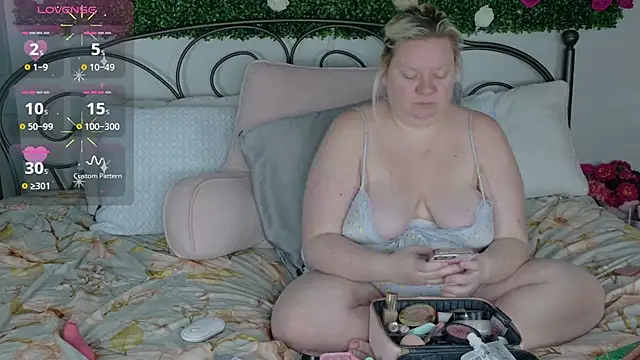 siennaxluxx online show from 06/29/26, 08:52