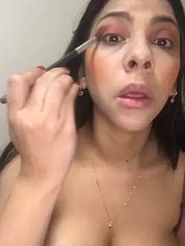 bellinii07 online show from 12/19/24, 01:28