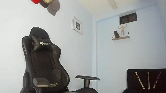  Poseidon1  online show from 11/14/25, 04:49