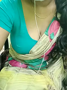 Aishu-tamil09 online show from 01/24/25, 03:02