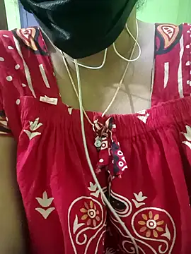 Aishu-tamil09 online show from 02/13/25, 07:03