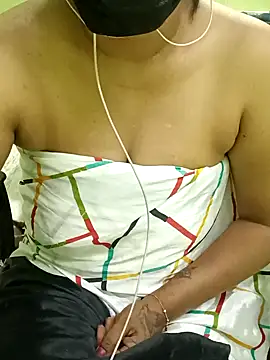 Aishu-tamil09 online show from 01/05/25, 11:22