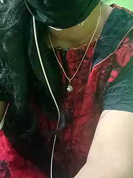 Aishu-tamil09 online show from 02/15/25, 08:34