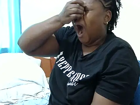 Pretty lilly02 online show from 03/01/26, 11:21