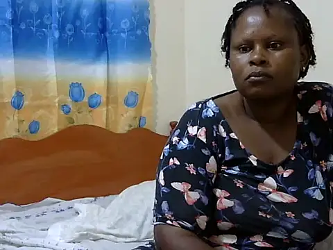 Pretty lilly02 online show from 03/06/26, 04:24