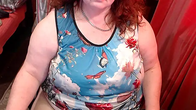 Snapshot of RoseRed69 chatting on 05/02/26, 04:18 RoseRed69 online show from 05/02/26, 04:18