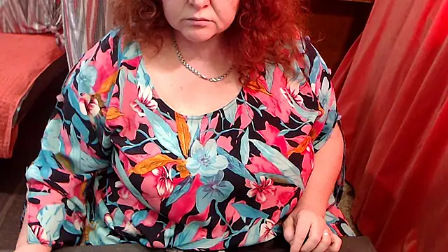 Snapshot of RoseRed69 chatting on 05/05/26, 06:16 RoseRed69 online show from 05/05/26, 06:16