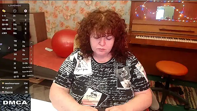 RoseRed69 online show from 03/18/25, 09:23