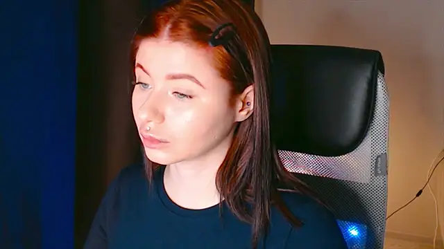 xoxoavi online show from 01/10/25, 05:45