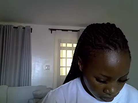 Queen loveer online show from 03/15/26, 01:29