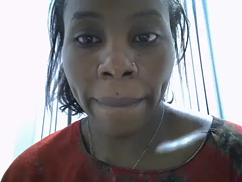 Queen loveer online show from 01/07/26, 07:19