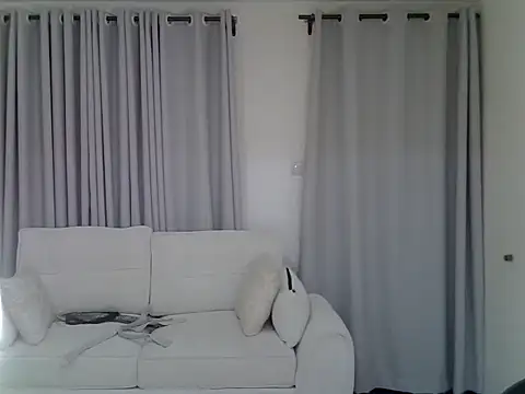 Queen loveer online show from 03/01/26, 07:36