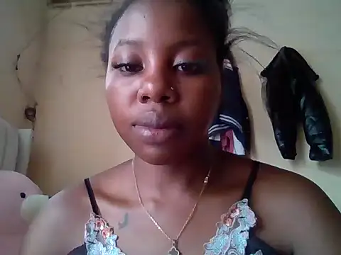 Queen loveer online show from 11/29/25, 06:46