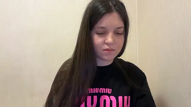 Snapshot of Lina_Most chatting on 11/24/25, 09:04 Lina Most online show from 11/24/25, 09:04