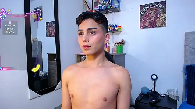 OwenBluee online show from 04/04/26, 11:39