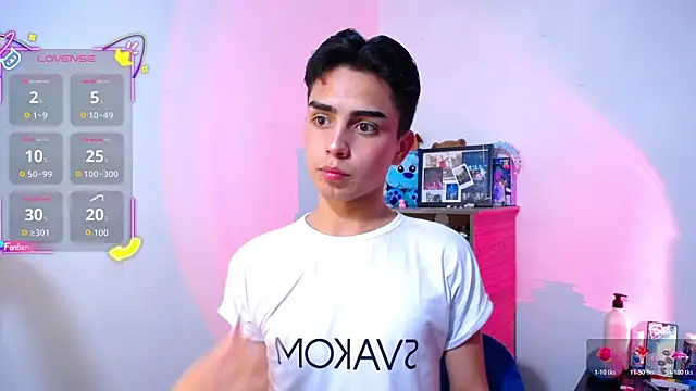 OwenBluee online show from 11/19/25, 06:08