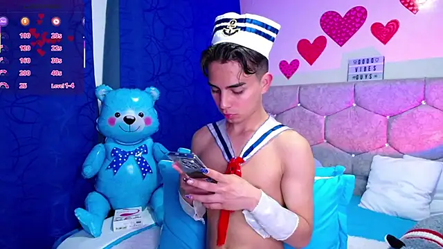 Snapshot of OwenBluee chatting on 02/17/25, 04:42 OwenBluee online show from 02/17/25, 04:42