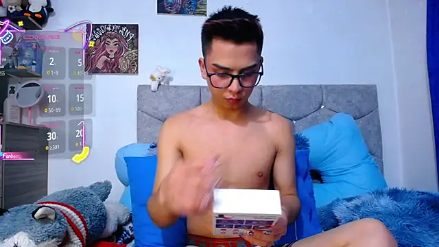 OwenBluee online show from 02/23/26, 07:09