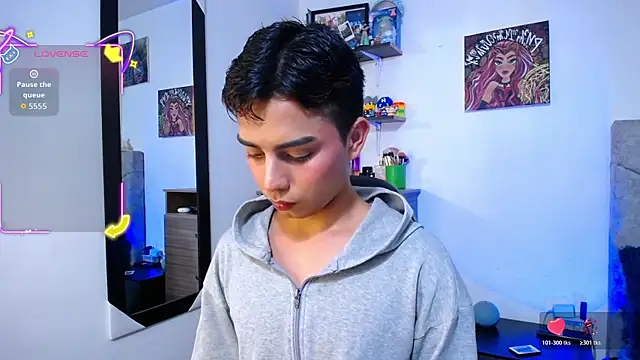 OwenBluee online show from 03/20/26, 04:08