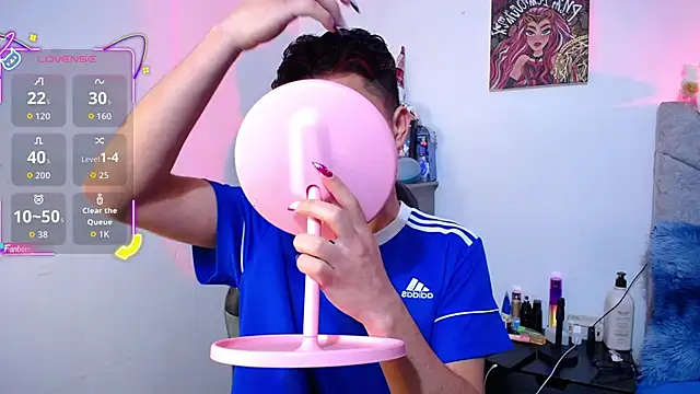 OwenBluee online show from 01/09/26, 05:36