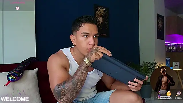 Taylor John online show from 11/09/25, 09:08