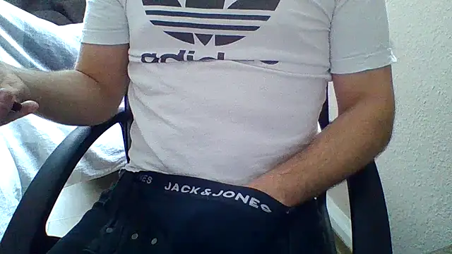 wixxer872302 online show from 01/12/25, 01:37