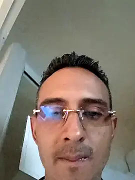 paisa233 online show from 10/22/25, 04:06