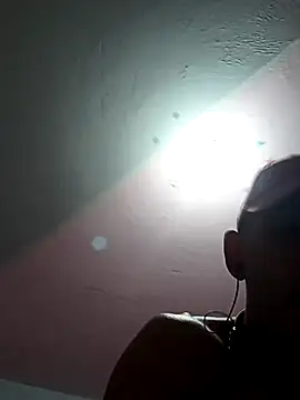 Snapshot of paisa233 chatting on 01/17/26, 05:55 paisa233 online show from 01/17/26, 05:55