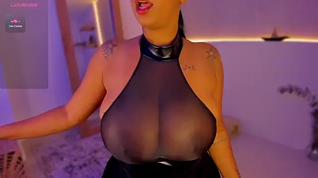 anahi ryan  online show from 01/29/25, 03:58