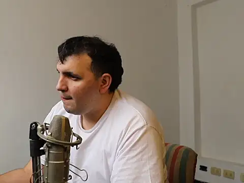 zekefotoslive online show from 12/22/25, 07:25