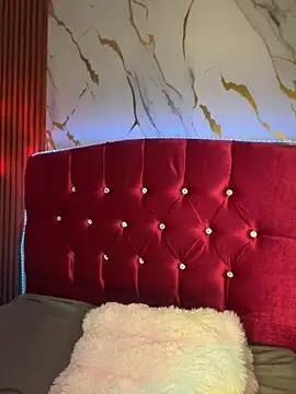 angellique 22 online show from 10/25/25, 04:55