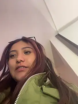 angellique 22 online show from 03/18/26, 04:15