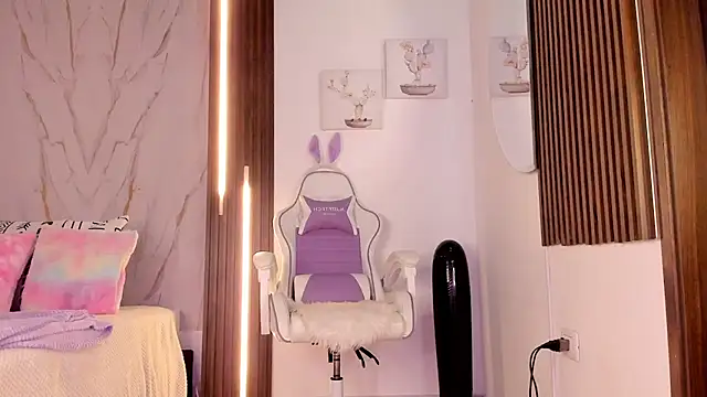 mia six66 online show from 11/09/25, 11:58