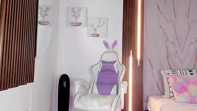 mia six66 online show from 11/23/25, 11:53