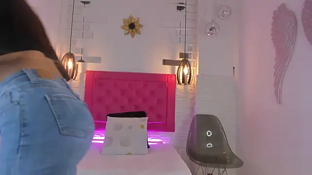 mia six66 online show from 03/08/25, 11:27