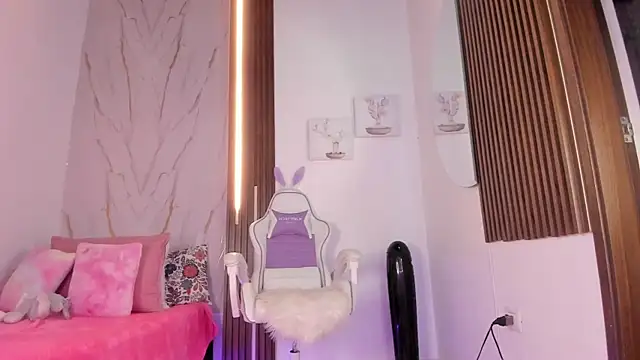 mia six66 online show from 09/25/25, 11:05