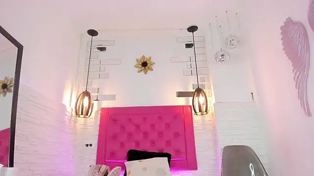 mia six66 online show from 03/16/25, 11:05