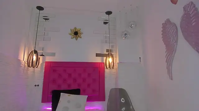 mia six66 online show from 02/27/25, 11:28