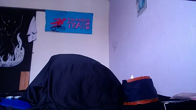 Zafiro subversiva online show from 03/19/26, 02:39