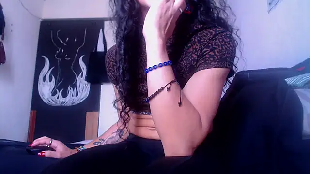 Zafiro subversiva online show from 03/04/26, 02:14