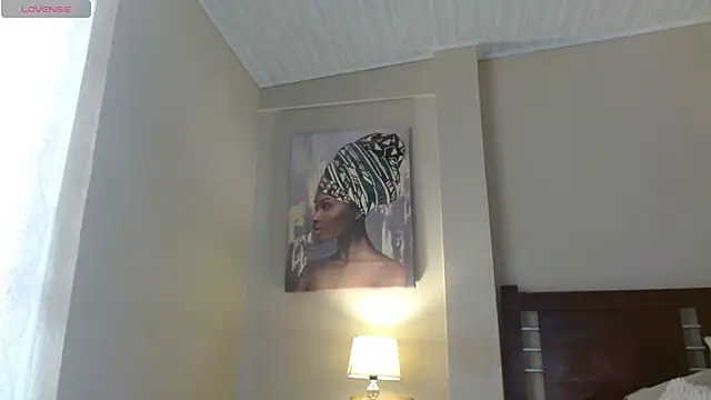 hillary foox online show from 11/18/25, 06:33