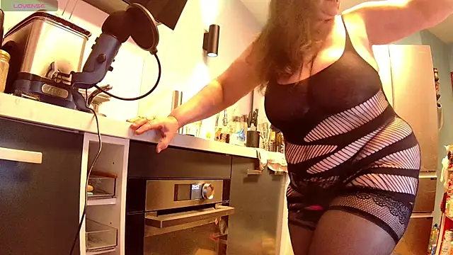 Endrocleia online show from 05/19/26, 07:54
