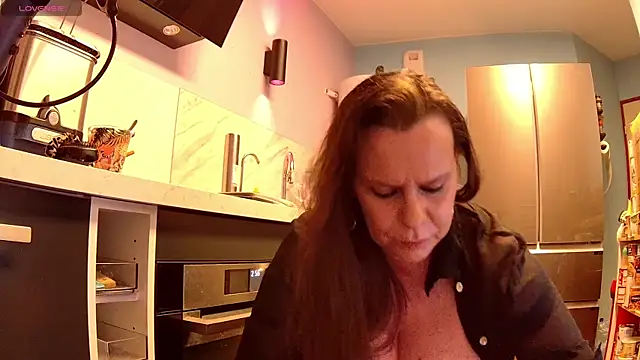 Endrocleia online show from 05/10/26, 12:58
